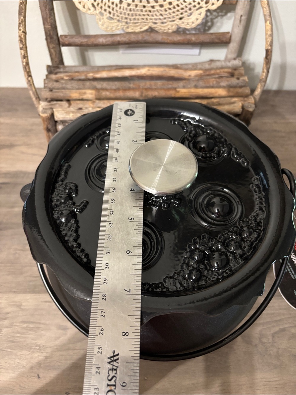 NWT Smith and Clark 4 Quart Cast Iron Cauldron Pot Black 'Bubbling' Lid NEW - Picture 12 of 12